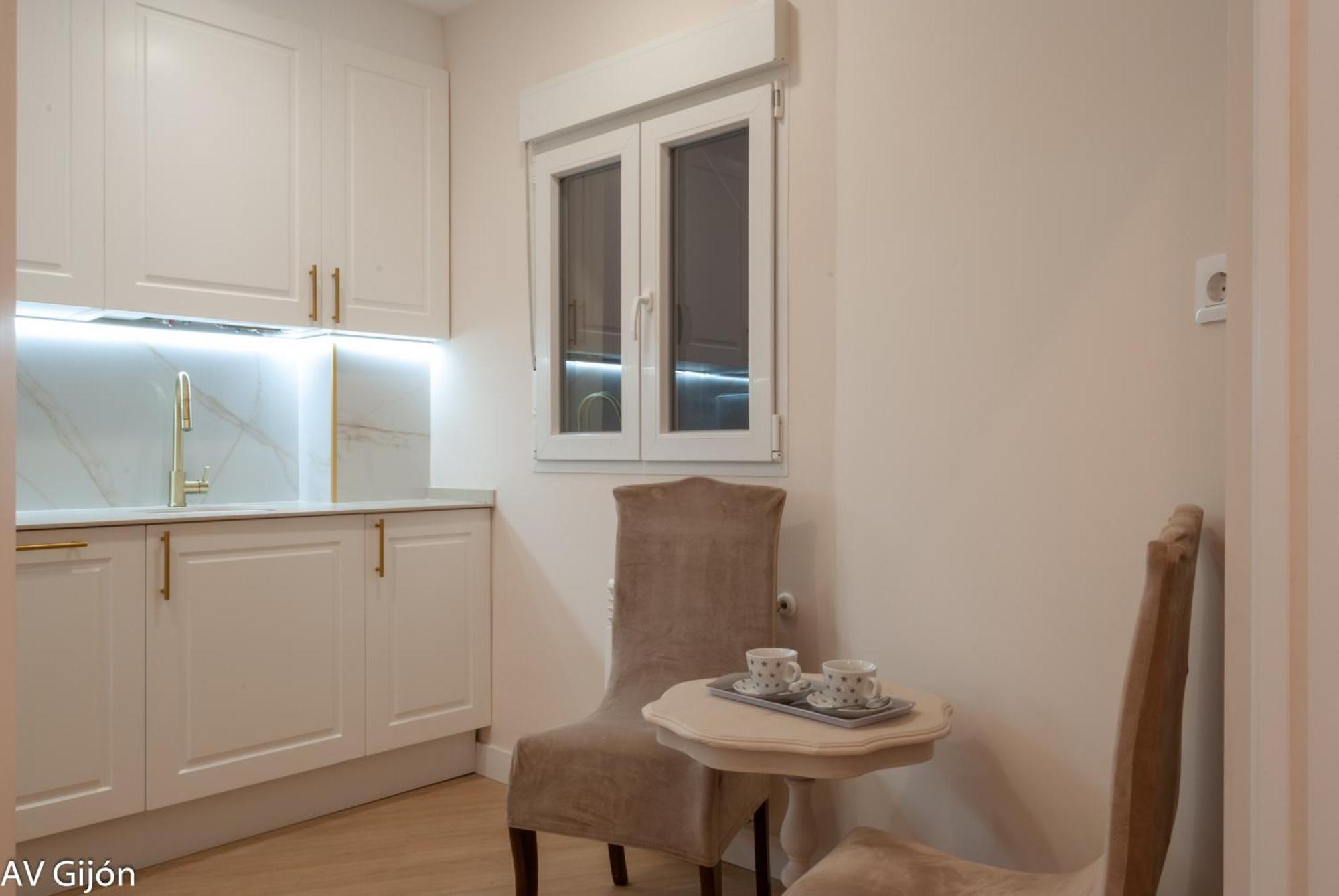 Av Costa One Apartamento